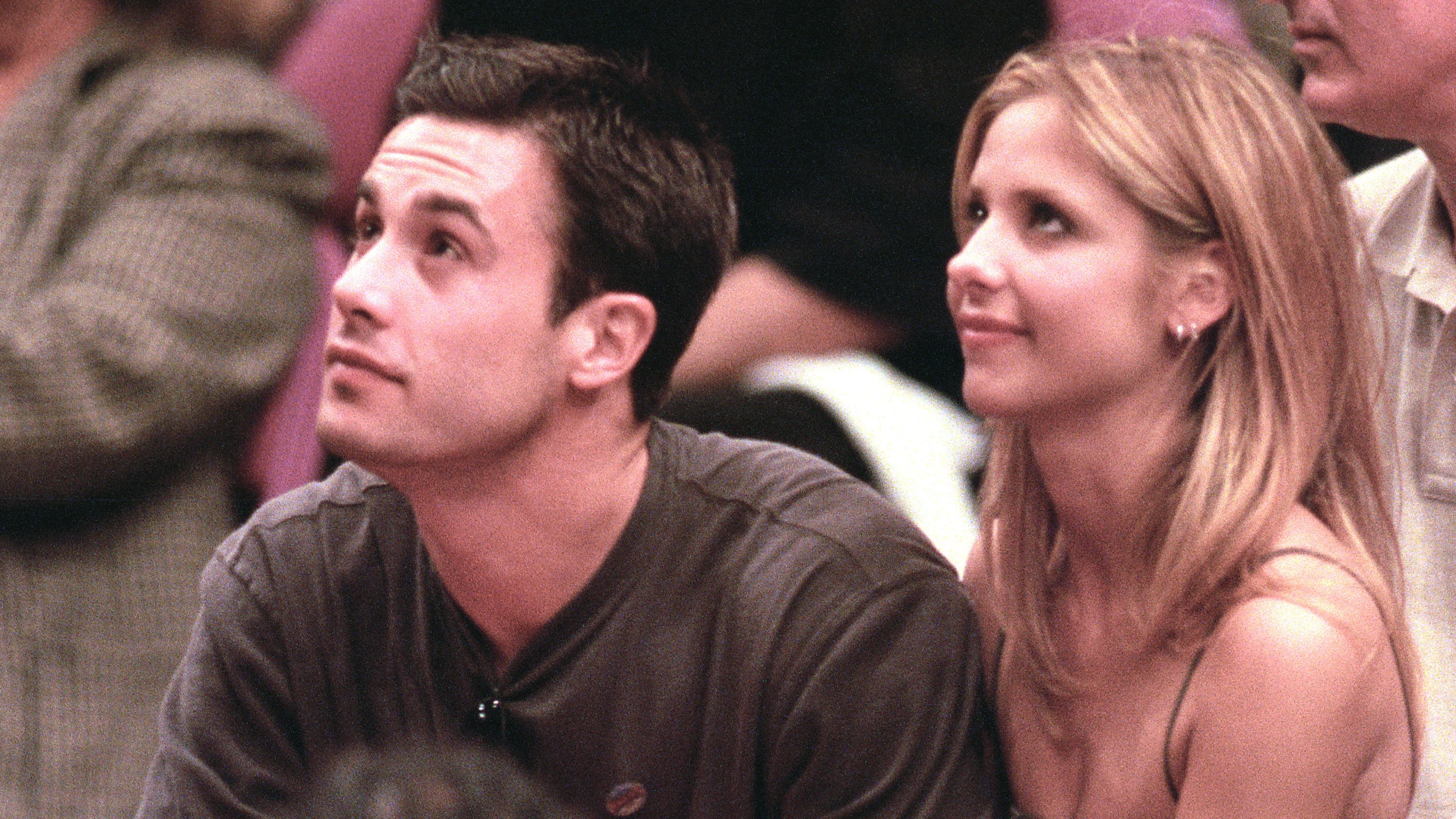Sarah Michelle Gellar and Freddie Prinze Jr. during New York Knicks Vs. The Miami Heat in the NBA. Source:Getty Images